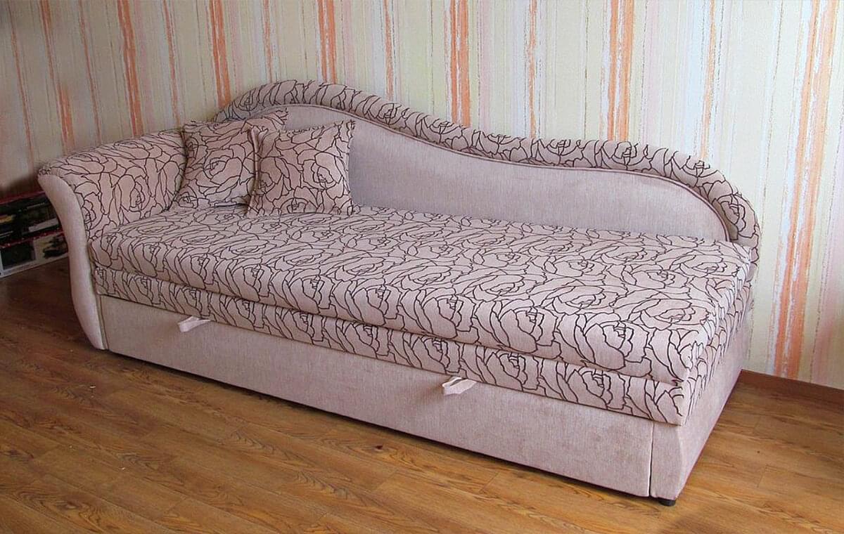 выполненные работы по ремонту и перетяжке мебели 